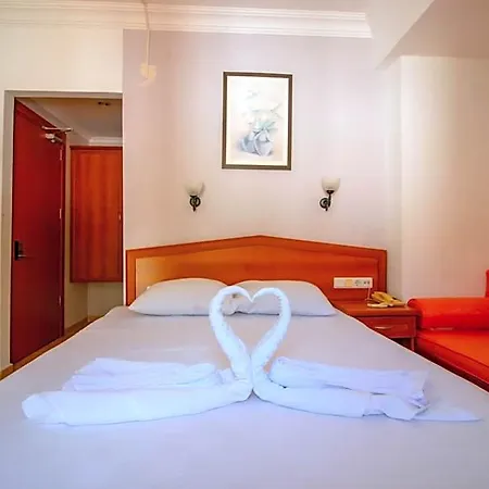 Hotel Celeste Cedit