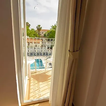 Celeste Hotel Cedit